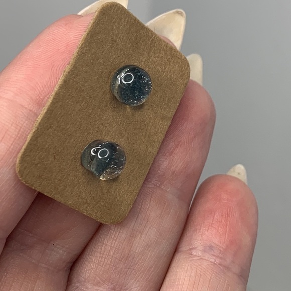 Murano Glass Midnight-sky ear studs - Picture 5 of 7